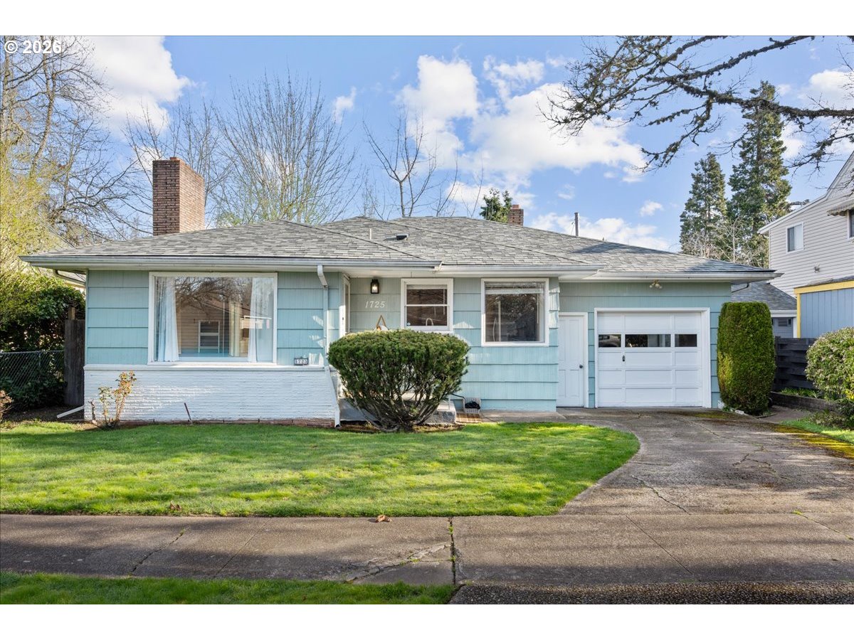 1725 Grant Street Northeast Salem, OR 97301 - Photo 1 of 24
