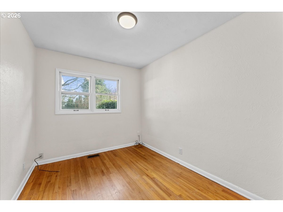 1725 Grant Street Northeast Salem, OR 97301 - Photo 16 of 24