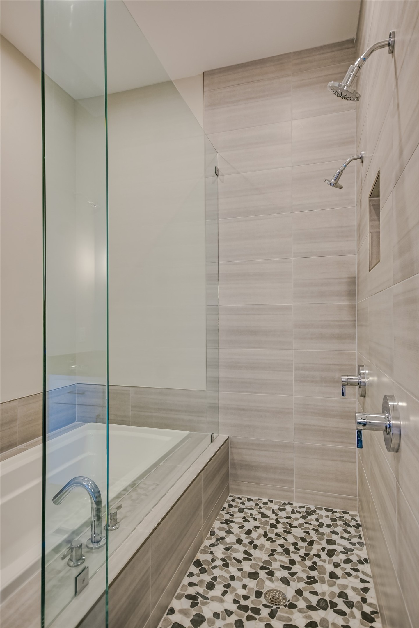 5921 Hiline Road, Unit 2403 Austin, TX 78734 - Photo 18 of 35 a bathroom with a shower