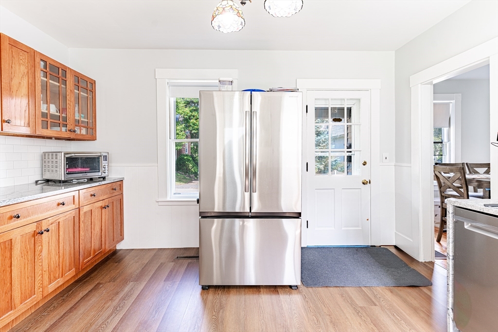 24 Clinton Street Marlborough, MA 01752 - Photo 12 of 32