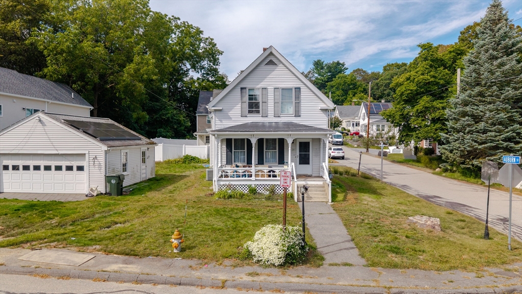 24 Clinton Street Marlborough, MA 01752 - Photo 2 of 32