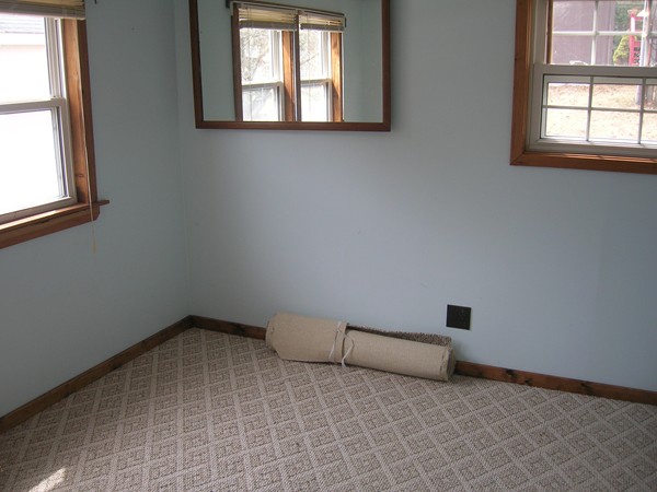 53 Holly Road Taunton, MA 02780 - Photo 6 of 7 Gallery Image 6