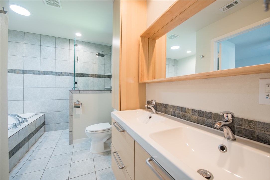 2902 Silverleaf Drive Austin, TX 78757 - Photo 19 of 30