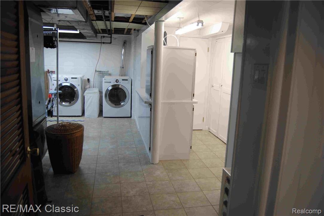 2175 Harvard Road Berkley, MI 48072 - Photo 37 of 52 Laundry Room 2.jpg