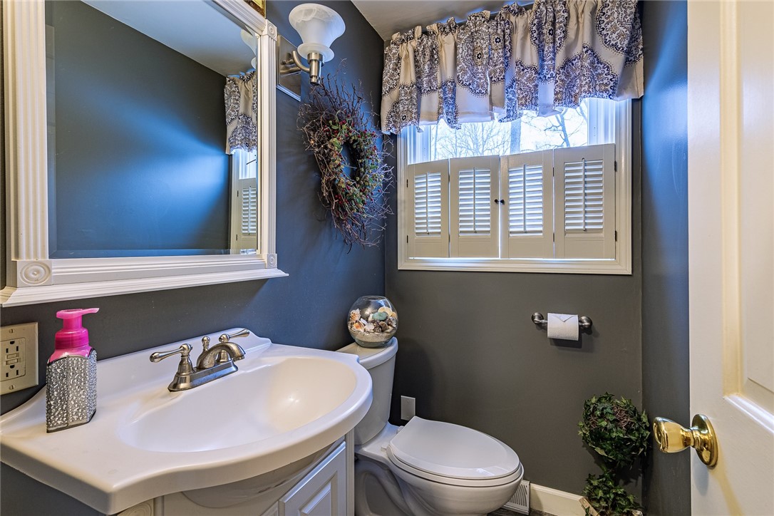 44 South Ridge Trail Perinton, NY 14450 - Photo 22 of 48