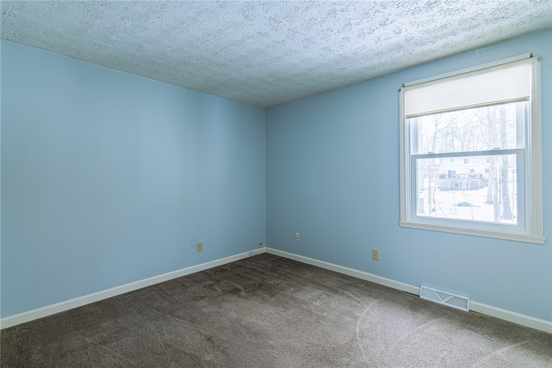 44 South Ridge Trail Perinton, NY 14450 - Photo 27 of 48