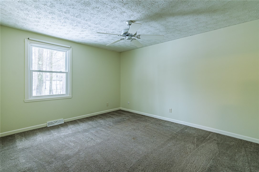 44 South Ridge Trail Perinton, NY 14450 - Photo 28 of 48