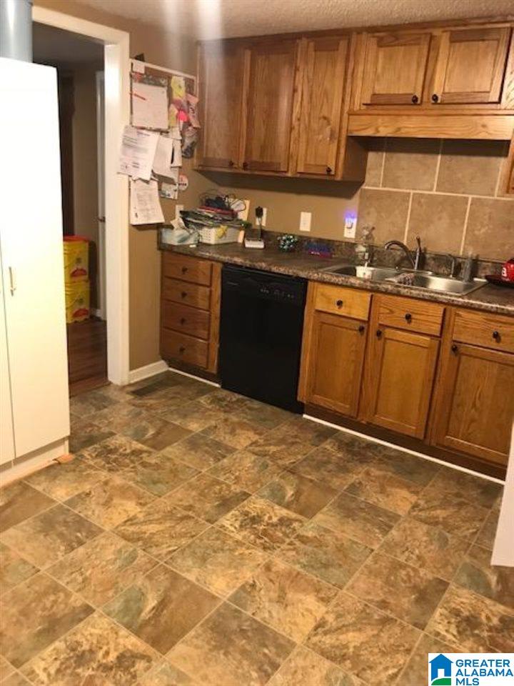 122 Bannerman Road Bessemer, AL 35022 - Photo 15 of 44