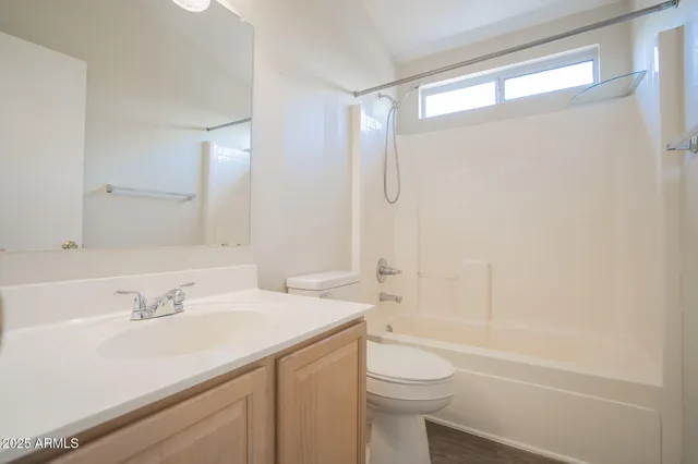 $2,195 | 3518 West Fallen Leaf Lane, Glendale, AZ 85310