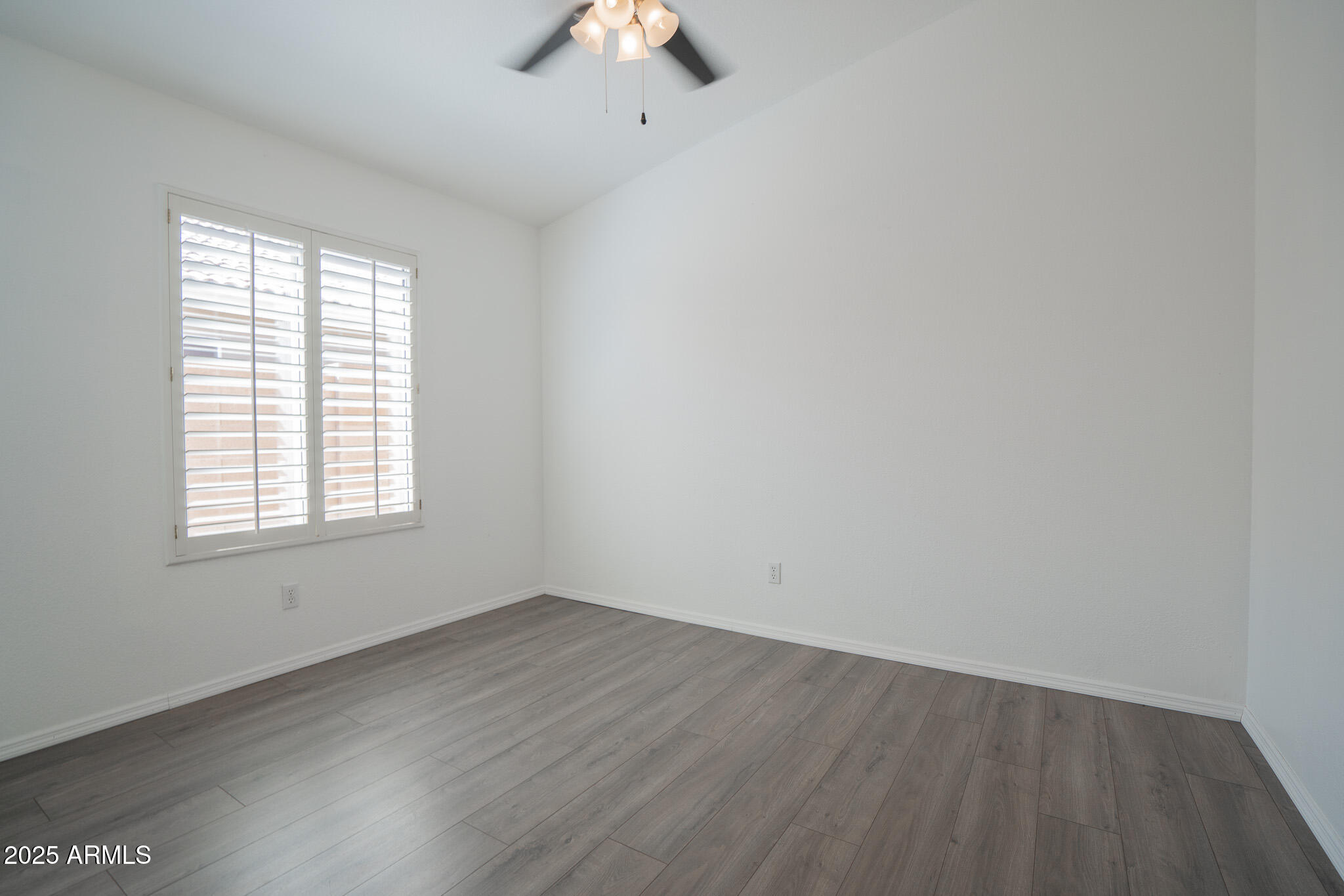 3518 West Fallen Leaf Lane Glendale, AZ 85310 - Photo 16 of 33 DSC00349