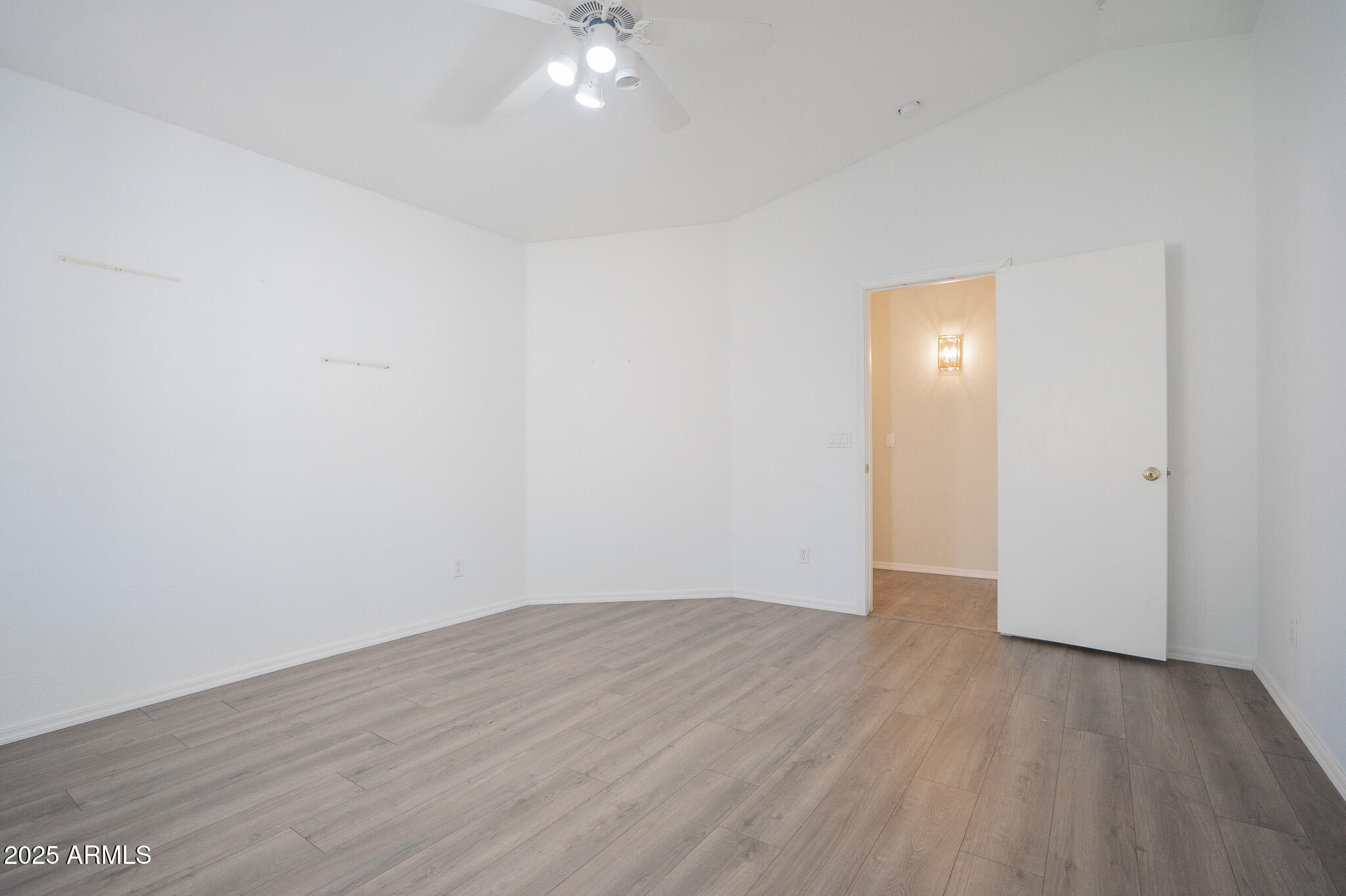 3518 West Fallen Leaf Lane Glendale, AZ 85310 - Photo 21 of 33 DSC00354