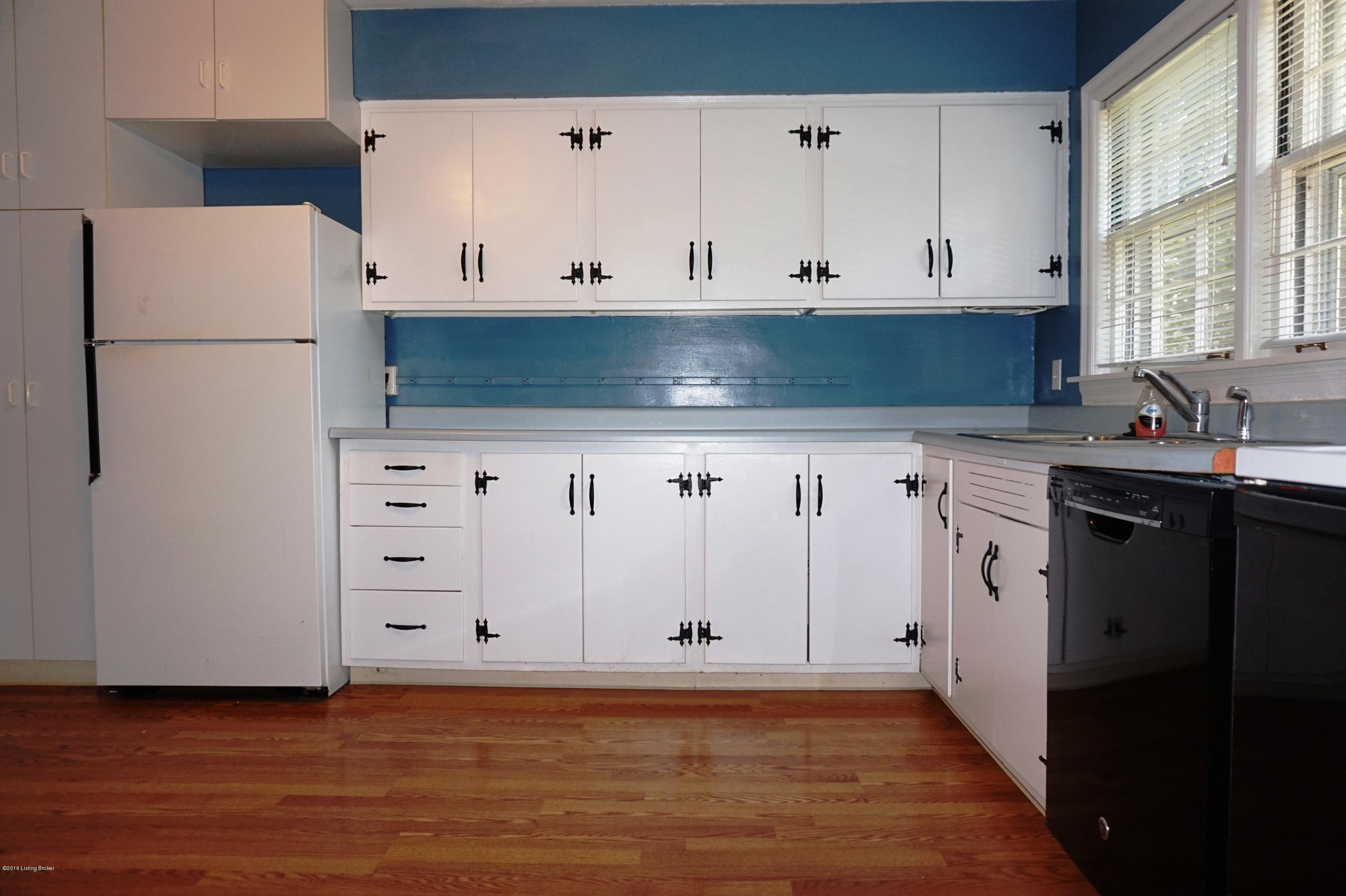 311 Tyne Road Louisville, KY 40207 - Photo 13 of 38 DSC08411