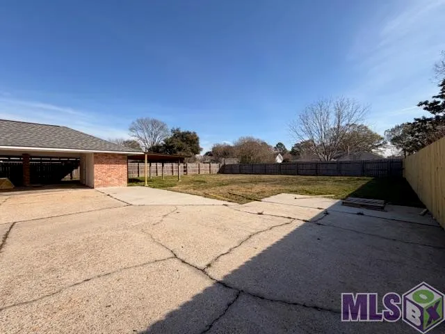 $1,900 | 4637 Tartan Drive, Baton Rouge, LA 70816