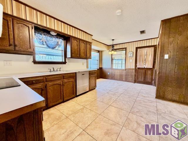 4637 Tartan Drive Baton Rouge, LA 70816 - Photo 8 of 14