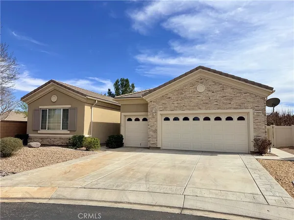 $449,990 | 10906 Rockaway Glen Road, Apple Valley, CA 92308