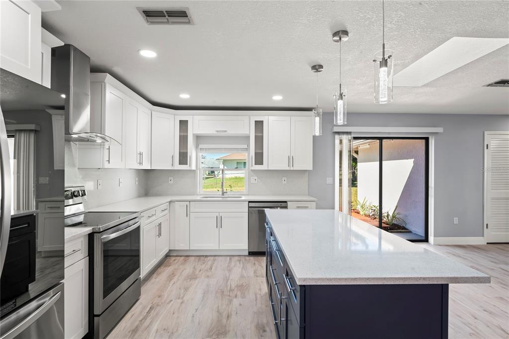 8312 Roxboro Drive Hudson, FL 34667 - Photo 8 of 30