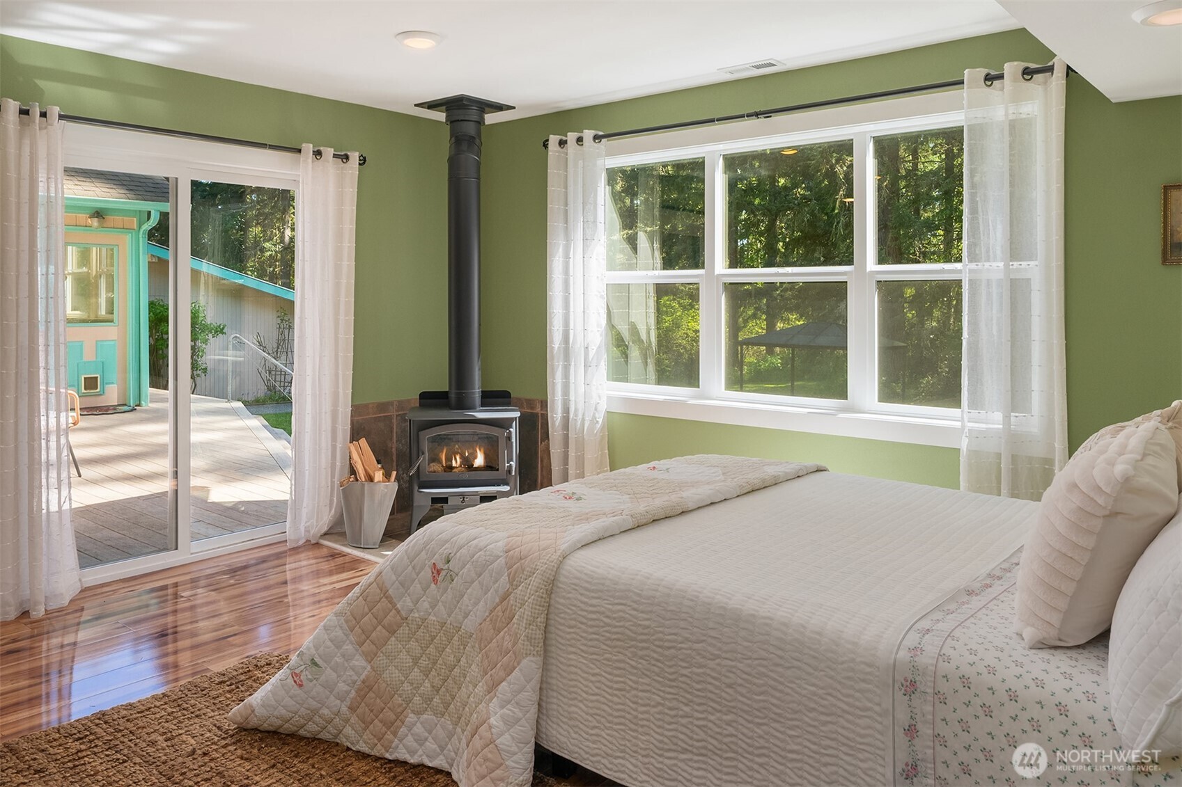 11607 Southwest Cove Road Vashon, WA 98070 - Photo 20 of 30