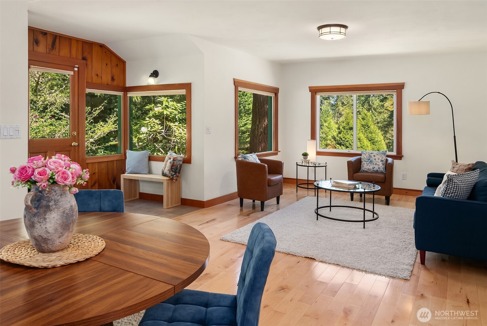 11607 Southwest Cove Road Vashon, WA 98070 - Photo 6 of 30