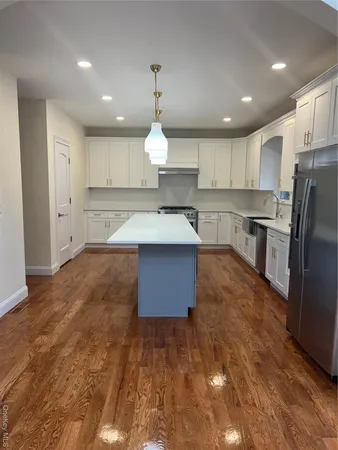 $1,550,000 | 23 Sunlight Hill, Yonkers, NY 10704