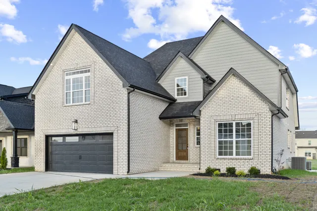 $524,800 | 522 Foxglove Lane, Clarksville, TN 37043