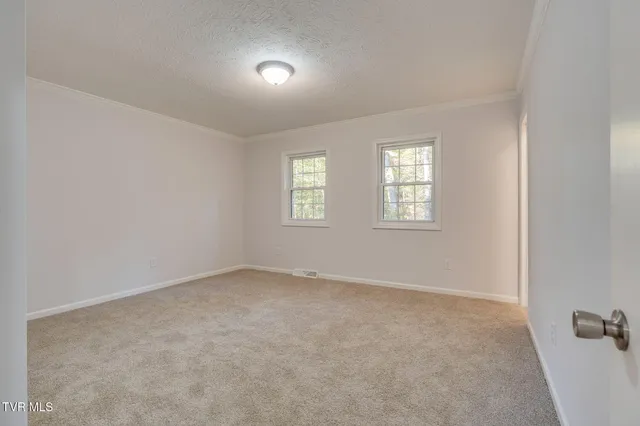 $339,900 | 506 Edgewood Drive, Mount Carmel, TN 37645