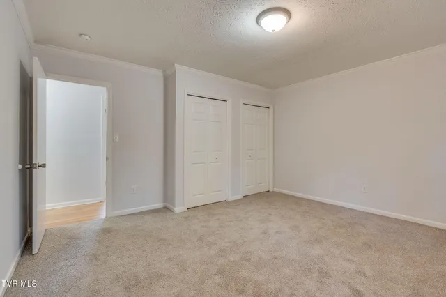 $339,900 | 506 Edgewood Drive, Mount Carmel, TN 37645