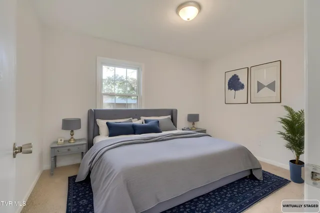 $339,900 | 506 Edgewood Drive, Mount Carmel, TN 37645