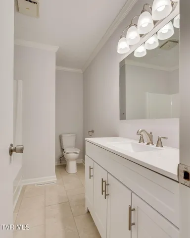 $339,900 | 506 Edgewood Drive, Mount Carmel, TN 37645