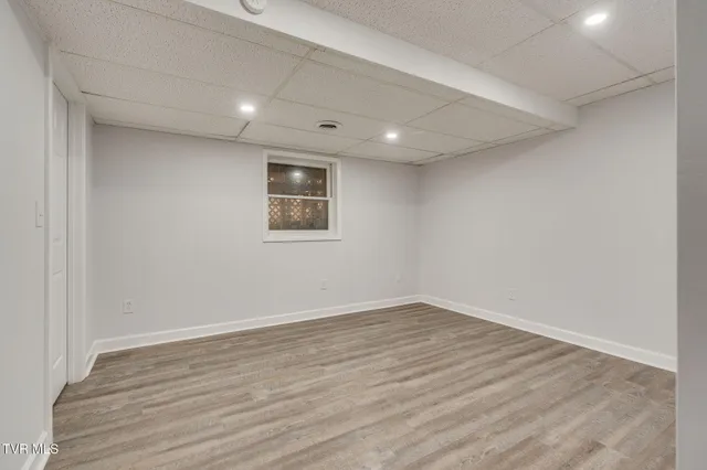 $339,900 | 506 Edgewood Drive, Mount Carmel, TN 37645