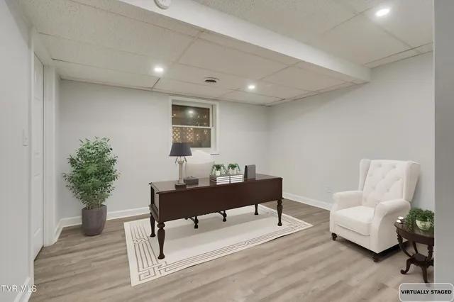 $339,900 | 506 Edgewood Drive, Mount Carmel, TN 37645