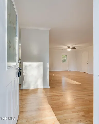 $339,900 | 506 Edgewood Drive, Mount Carmel, TN 37645