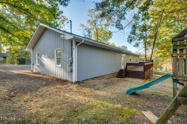 $339,900 | 506 Edgewood Drive, Mount Carmel, TN 37645