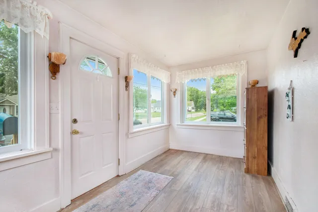 $180,000 | 202 Maple Street, Three Oaks, MI 49128