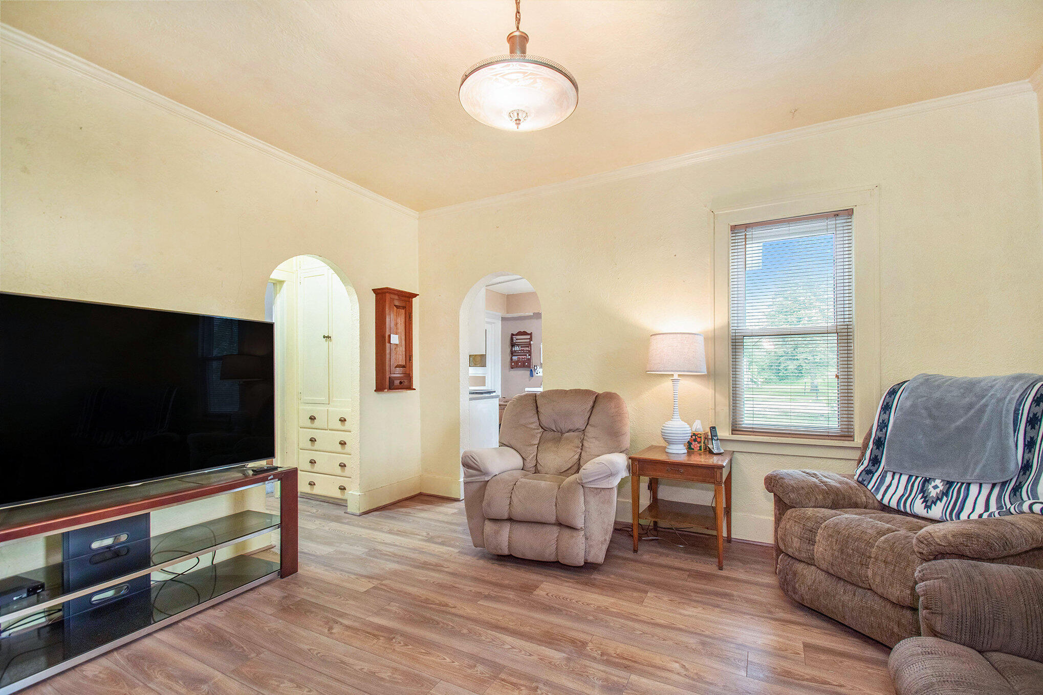 202 Maple Street Three Oaks, MI 49128 - Photo 7 of 17 006_file_983