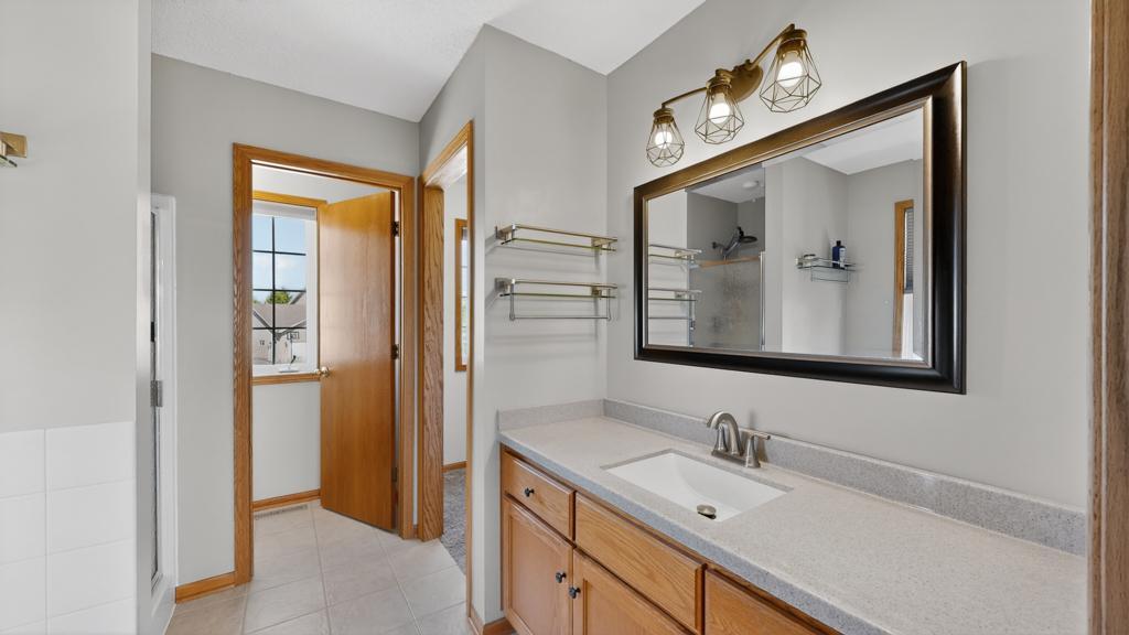 5208 Pinehurst Lane Northwest Rochester, MN 55901 - Photo 19 of 45
