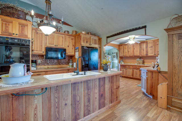 1011 Harper Valley Road Luray, VA 22835 - Photo 4 of 34 Gallery Image 4