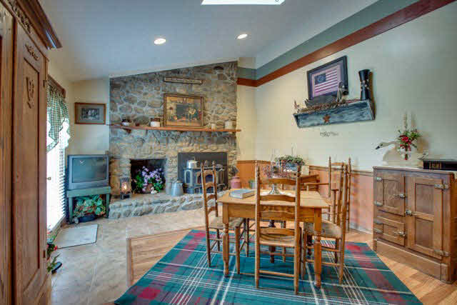 1011 Harper Valley Road Luray, VA 22835 - Photo 5 of 34 Gallery Image 5