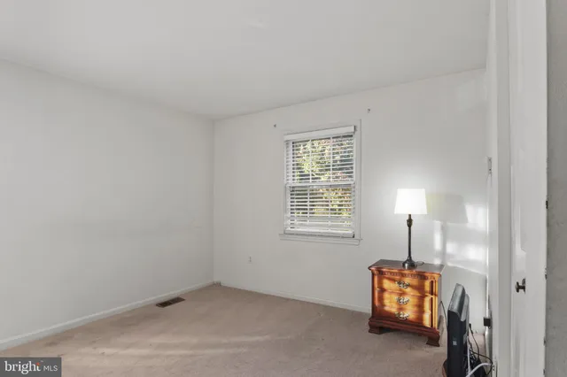 $550,000 | 4301 Greenberry Lane, Annandale, VA 22003