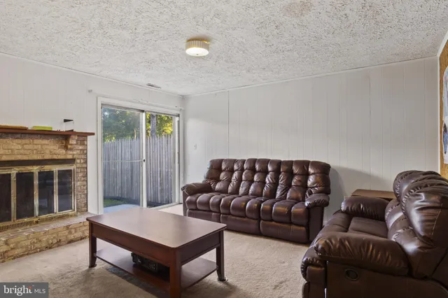 $550,000 | 4301 Greenberry Lane, Annandale, VA 22003