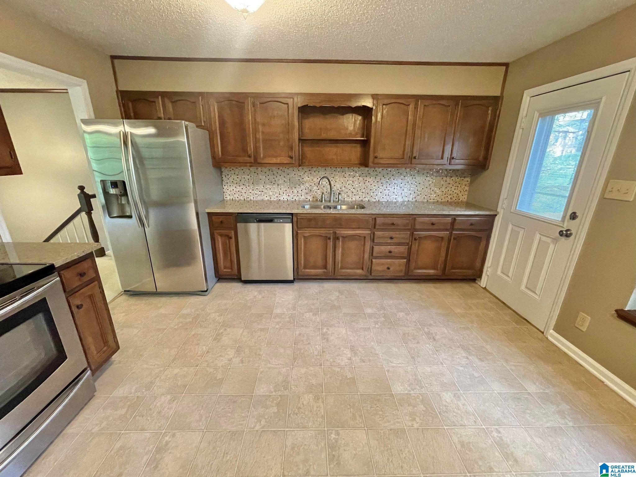 2425 Chandabrook Drive Pelham, AL 35124 - Photo 10 of 28