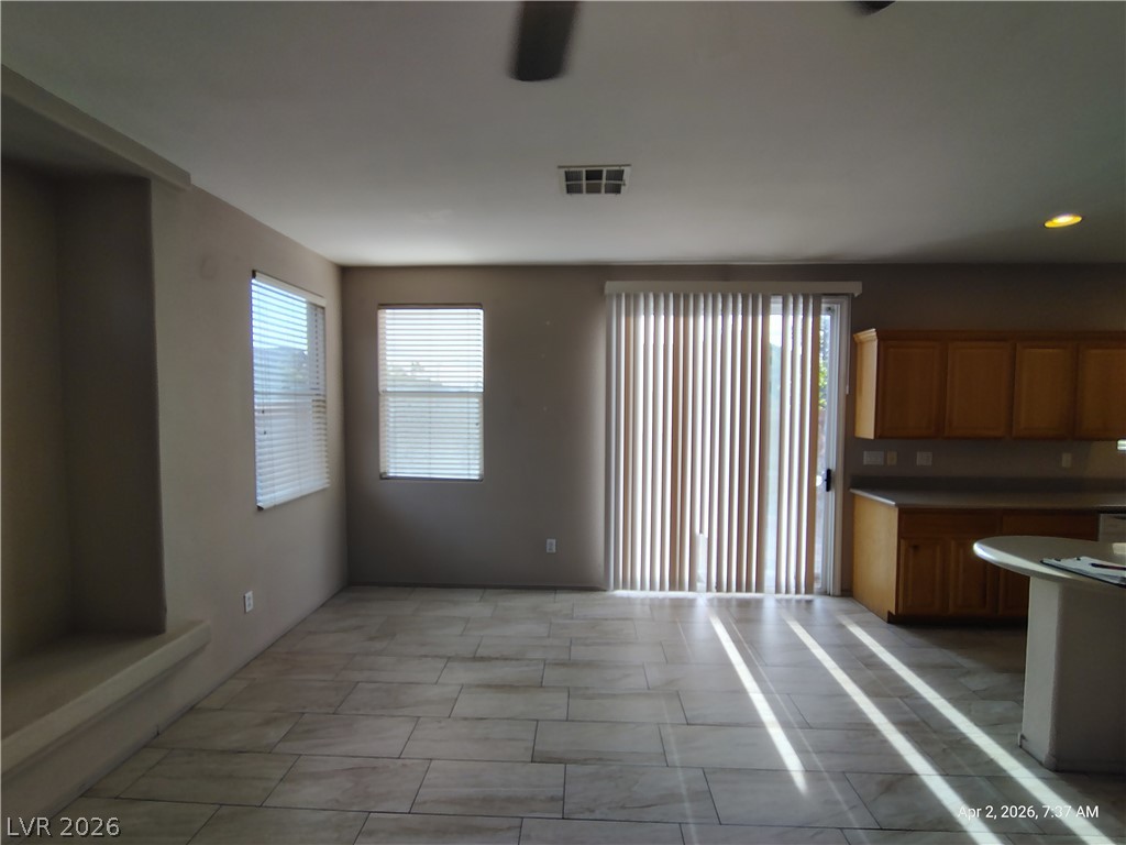 8926 Rutherford Grove Street Las Vegas, NV 89148 - Photo 4 of 20