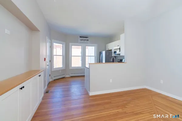 $2,250 | 343 Main Street, Salisbury, CT 06039
