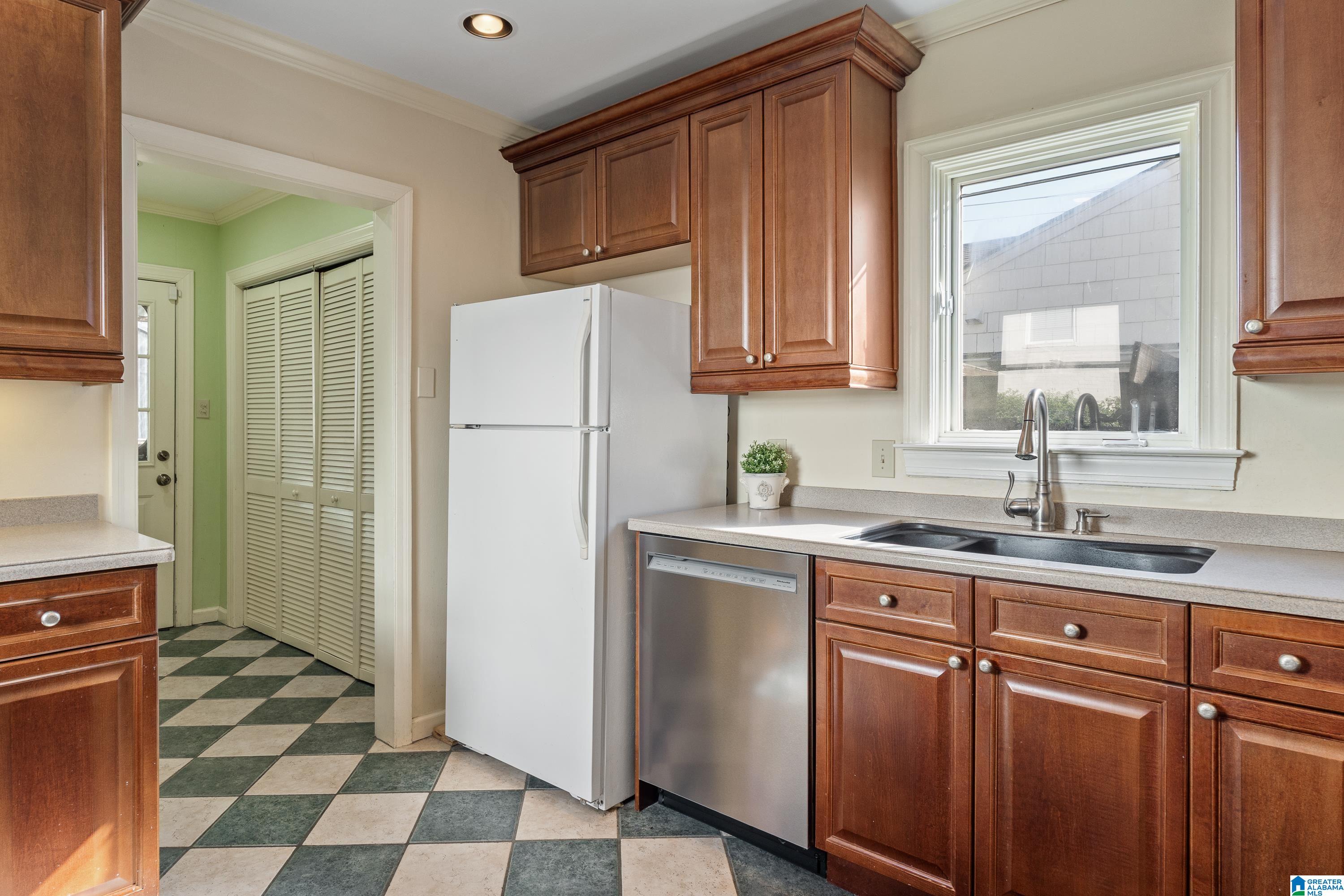 914 Highland Road Birmingham, AL 35209 - Photo 18 of 51