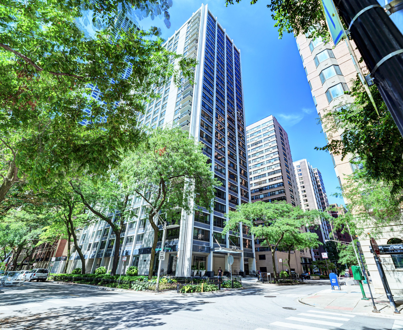222 East Pearson Street, Unit 2001 Chicago, IL 60611 - Photo 1 of 4
