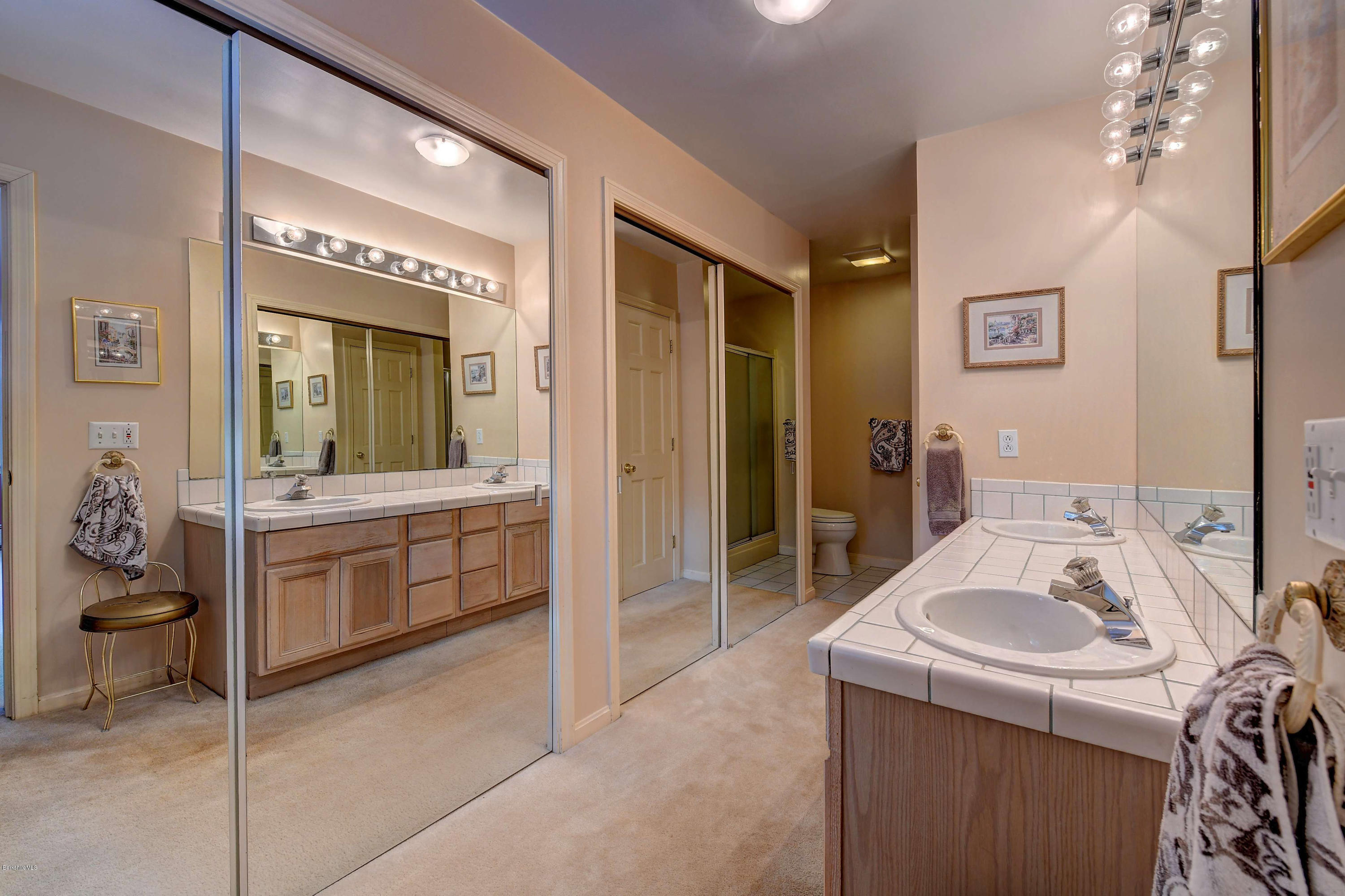 555 Holmes Road Pittsfield, MA 01201 - Photo 22 of 32 20-Master Bathroom