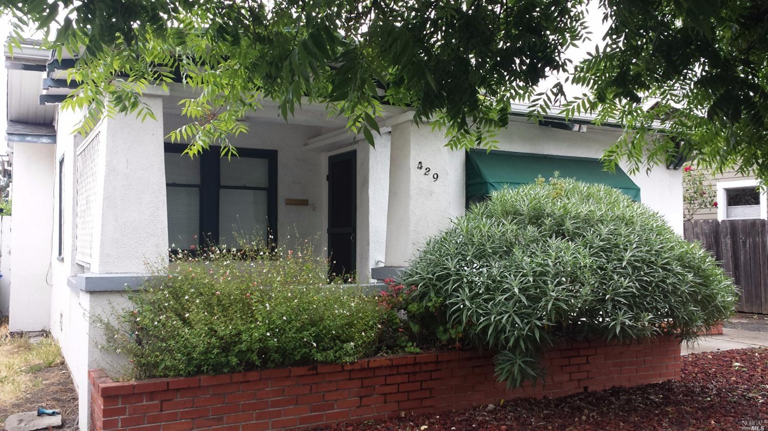 429 Lincoln Street Santa Rosa, CA 95401 - Photo 1 of 1 Gallery Image 1