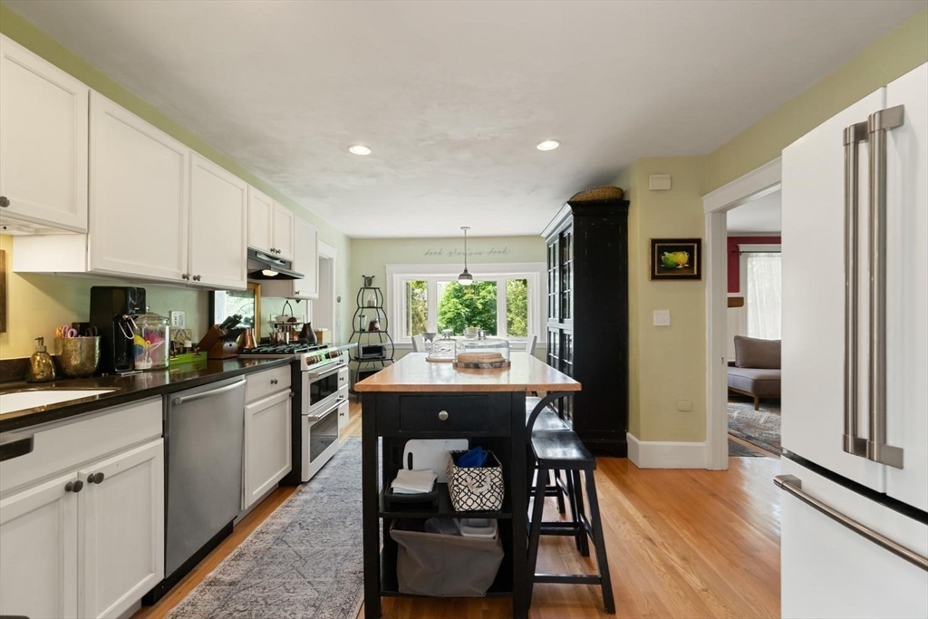 635 Adams Street Milton, MA 02186 - Photo 6 of 30