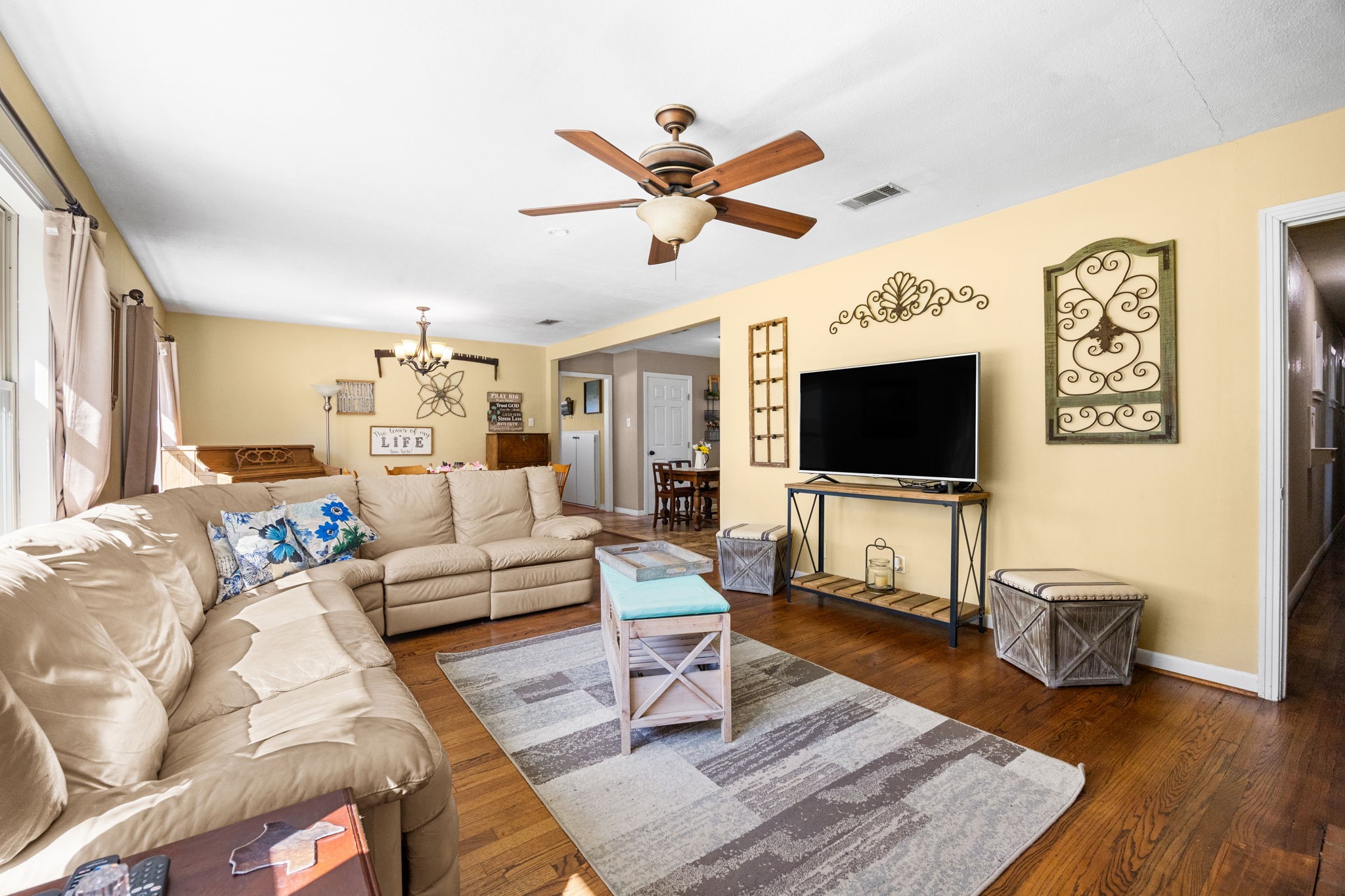 102 North Street Columbus, TX 78934 - Photo 3 of 25