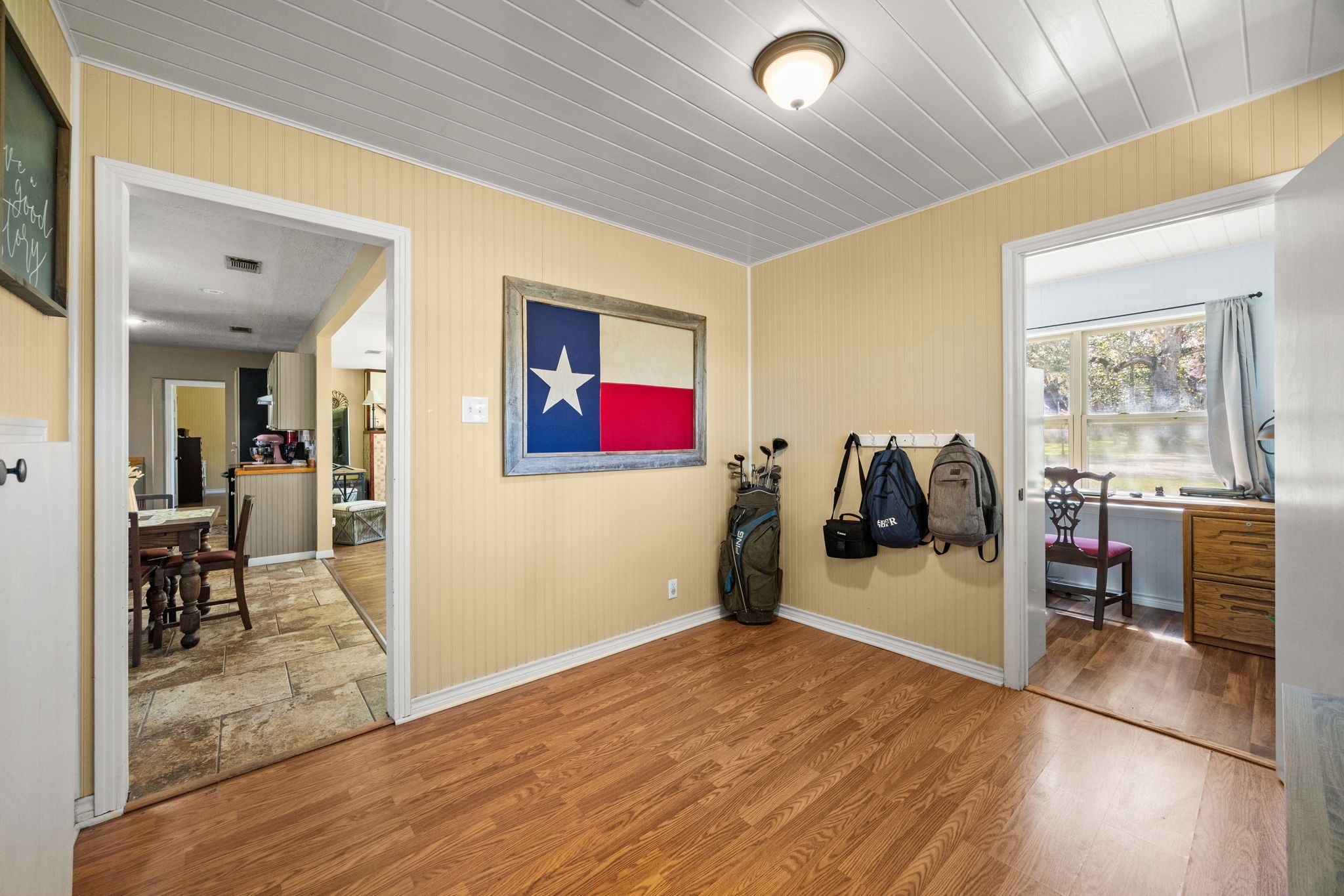 102 North Street Columbus, TX 78934 - Photo 10 of 25