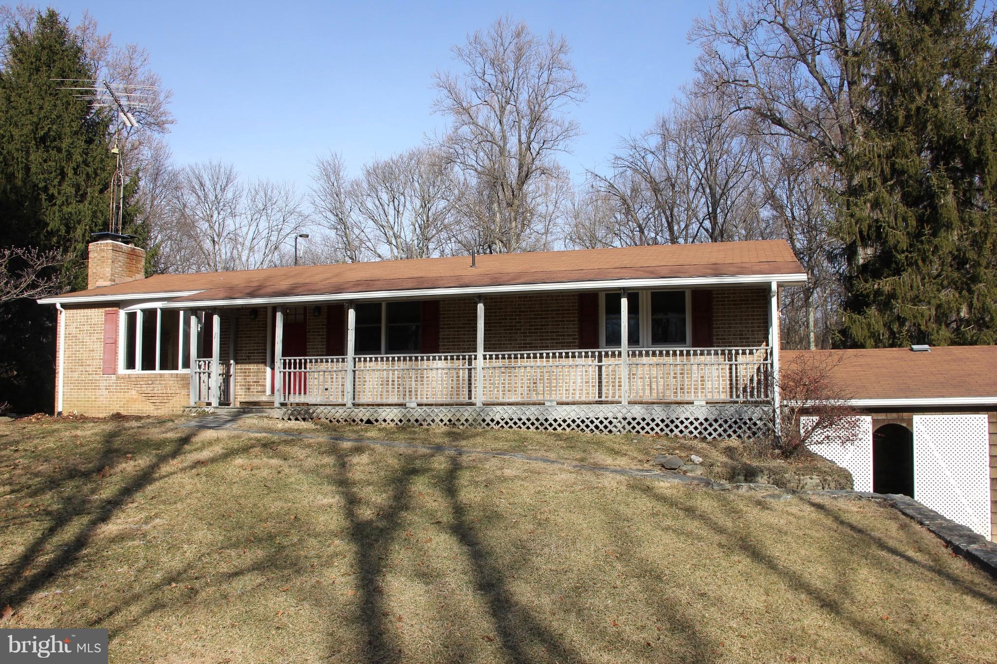 904 Hoffmaster Road Knoxville, MD 21758 - Photo 2 of 29 Exterior (Front)